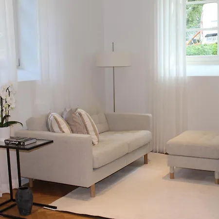 Komfortabel Wohnen Im Zentrum Von Apartment Detmold