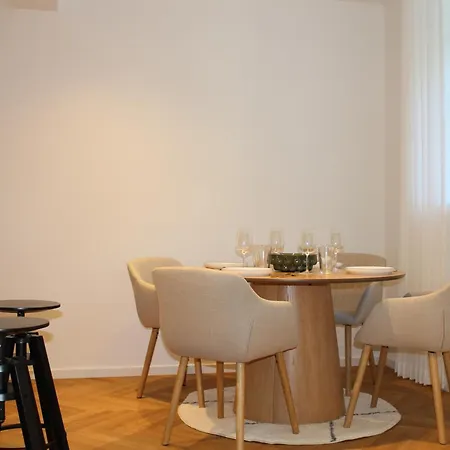 Komfortabel Wohnen Im Zentrum Von Apartment Detmold